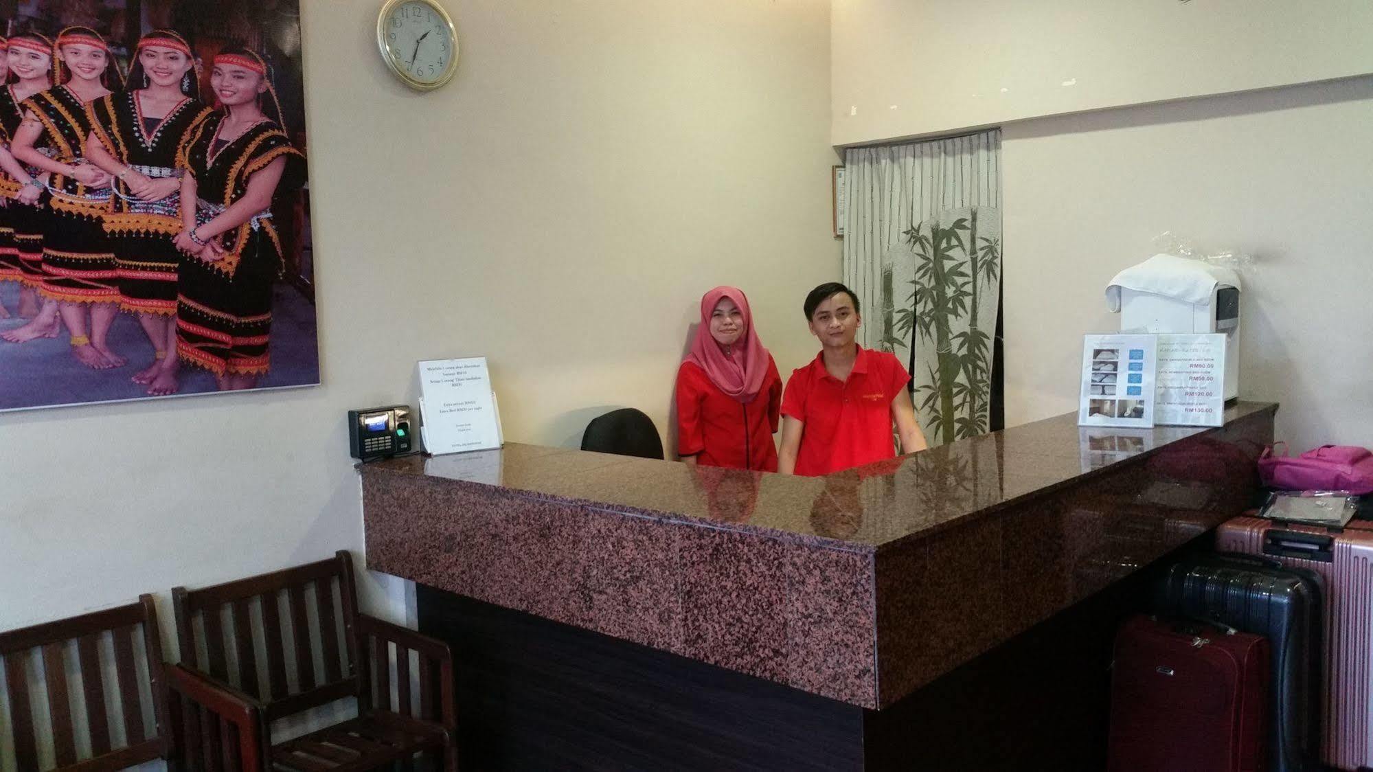 Hotel Sri Iskandar Kota Kinabalu Kültér fotó